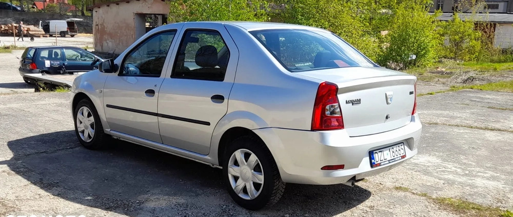 Dacia Logan cena 11999 przebieg: 175600, rok produkcji 2009 z Wojcieszów małe 137